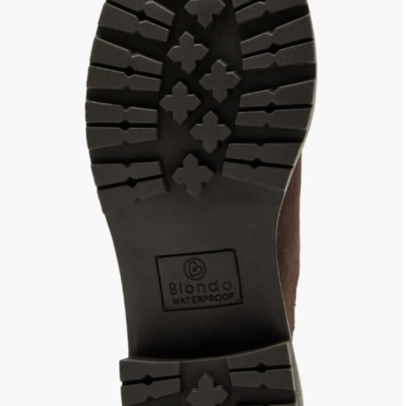 Blondo Waterproof Lug Sole Chelsea Boot (Women) - Picture 2 of 6